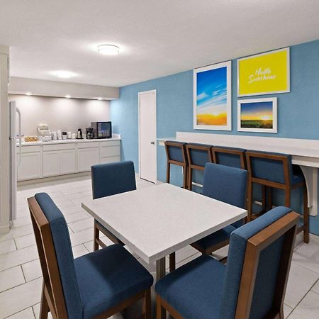 Days Inn & Suites By Wyndham Vicksburg Eksteriør bilde