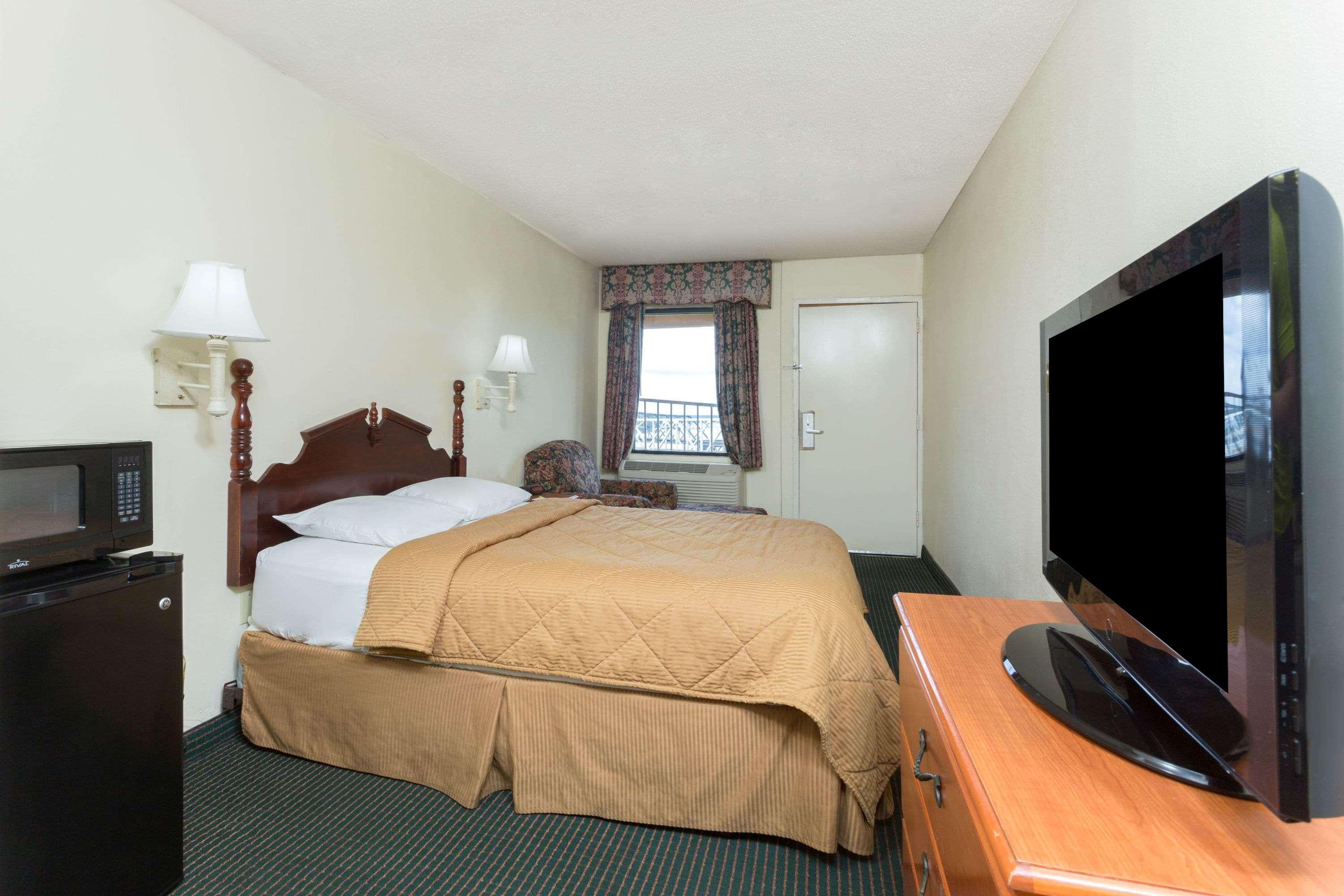 Days Inn & Suites By Wyndham Vicksburg Eksteriør bilde