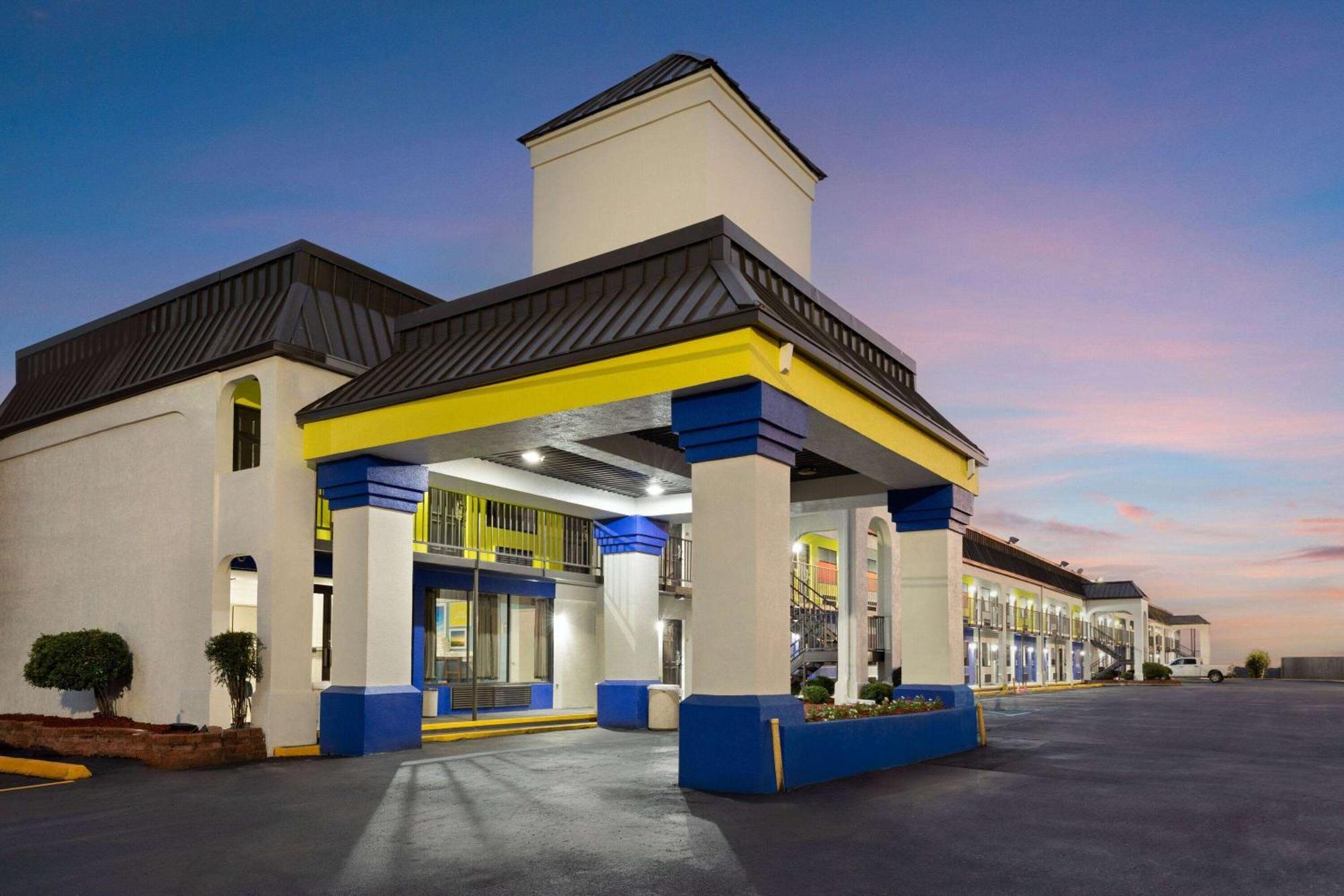 Days Inn & Suites By Wyndham Vicksburg Eksteriør bilde